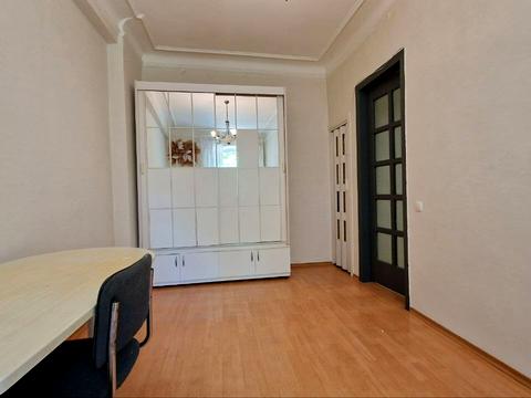 квартира за адресою Дмитра Яворницького просп. (Карла Маркса), 30