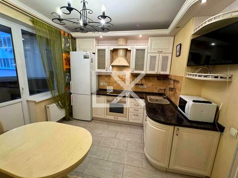 квартира по адресу Драгоманова ул., 6/1
