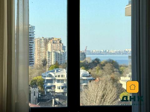 квартира за адресою Андрія Гулого-Гуленка вул. (Віце-адмірала Азарова), 8а