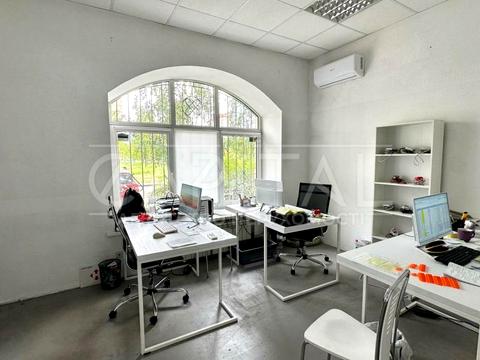 коммерческая по адресу Петра Григоренко просп., 26-А