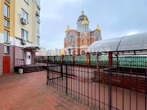 комерційна за адресою Володимира Івасюка просп. (Героїв Сталінграду), 24