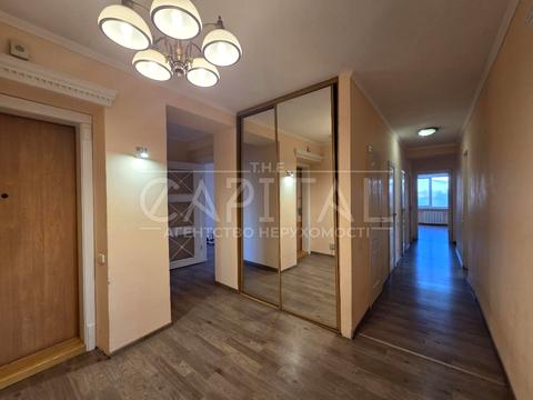 квартира за адресою Старонаводницька вул., 8-Б