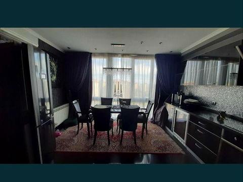 квартира за адресою Дніпровська набережна вул., 19-В