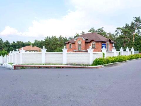 будинок за адресою Вишнева вул.