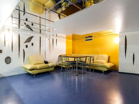 комерційна за адресою Левка Лук'яненка вул. (Маршала Тимошенка), 29