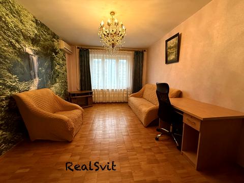 квартира за адресою Каштанова вул., 14-Б