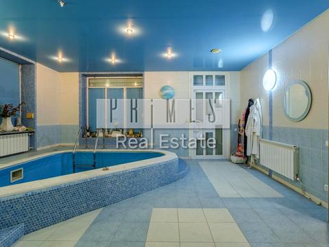 будинок за адресою Гідності вул. (Жертв Революції), 18