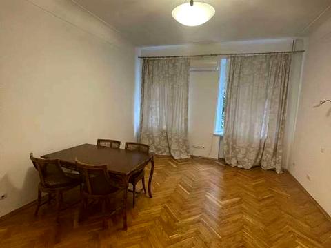 квартира за адресою Академіка Богомольця вул., 7/14