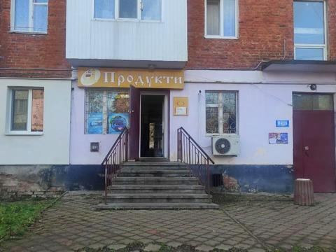 комерційна за адресою Коновальця, 33