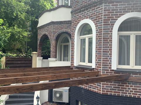 будинок за адресою Павла Загребельного вул. (Миколи Раєвського), 11а