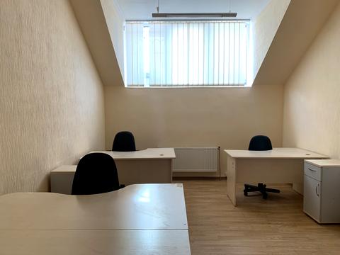 комерційна за адресою Павлівська вул., 17