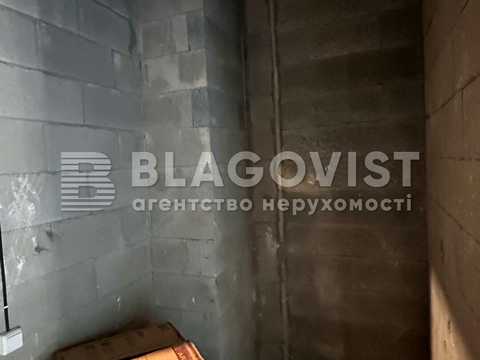 квартира за адресою Салютна вул., 2к18