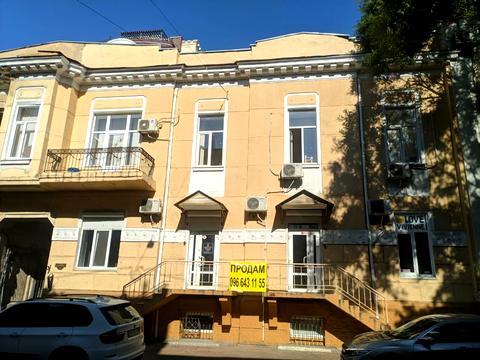 коммерческая по адресу Канатная ул., 11
