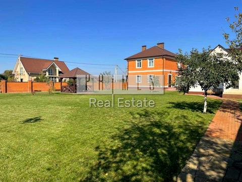 будинок за адресою Центральна вул.