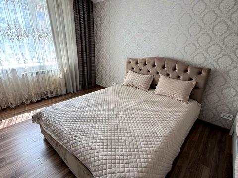 квартира за адресою Олександра Довженка вул., 5