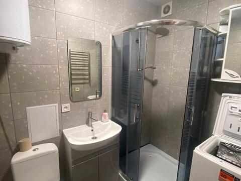квартира за адресою Роторна вул., 23