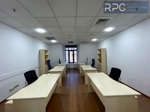 комерційна за адресою Басейна вул., 2а