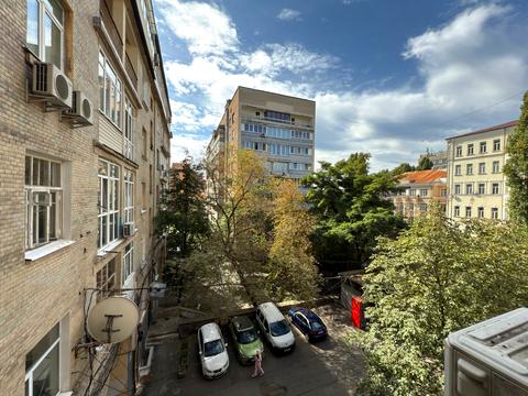 квартира за адресою Володимирська вул., 69