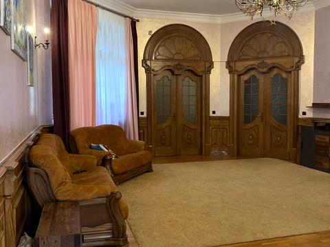 квартира за адресою Богдана Хмельницького вул., 32