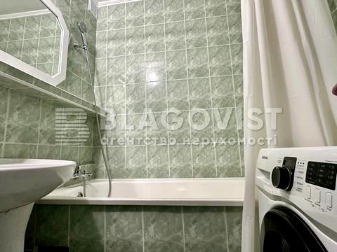 квартира по адресу Ларисы Руденко ул., 6