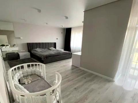 будинок за адресою с. Зазим'я, Київська вул.