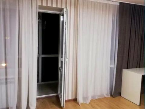 квартира за адресою Олександра Олеся вул.