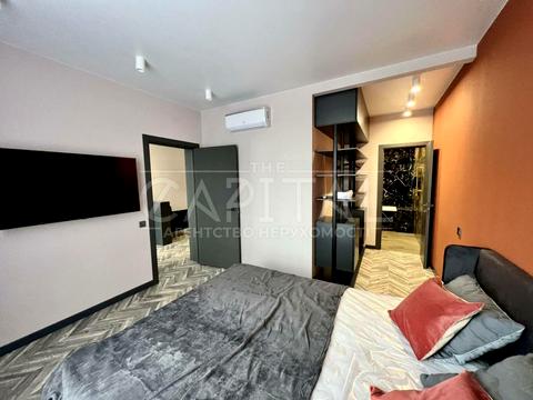 квартира за адресою Митрополита Василя Липківського вул. (Урицького), 38