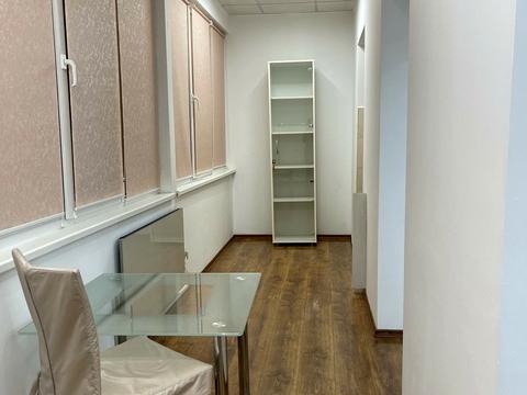 комерційна за адресою Олеся Гончара вул., 28-Б