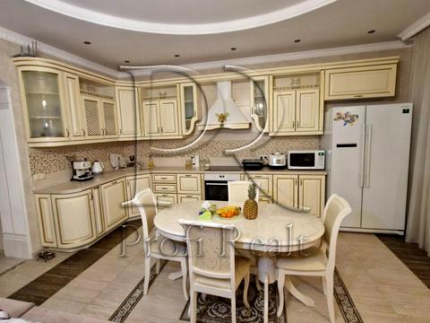 будинок за адресою Богатирська вул.
