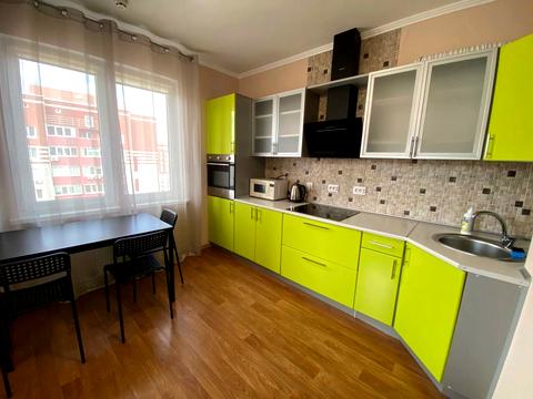 квартира за адресою Софії Русової вул., 3-А