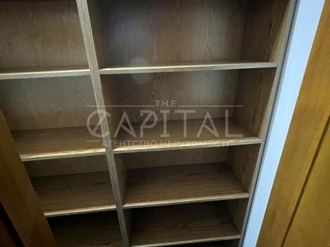 комерційна за адресою Антоновича вул. (Горького), 103-А