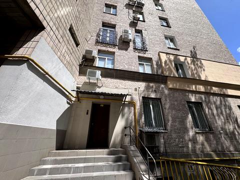 коммерческая по адресу Михаила Грушевского ул., 34/1