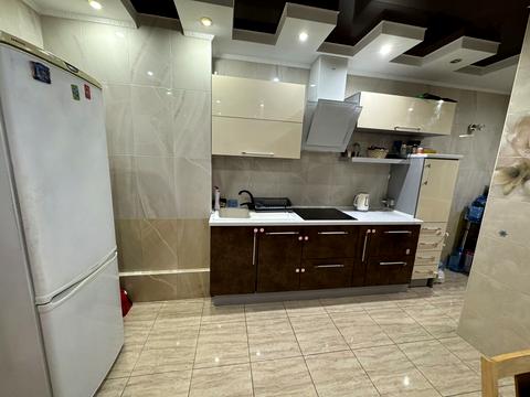 квартира за адресою Разумовська вул., 10/12