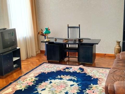 квартира за адресою Торгова вул., 3
