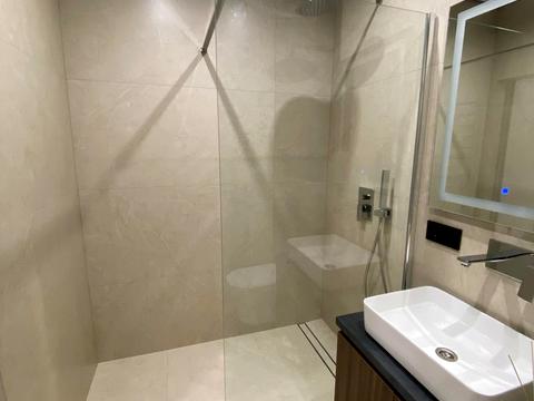 квартира по адресу Угорская ул., 12