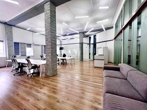 комерційна за адресою Сумська вул., 1