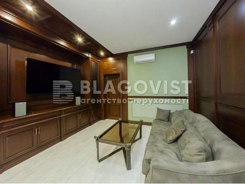 комерційна за адресою Антоновича вул. (Горького), 131