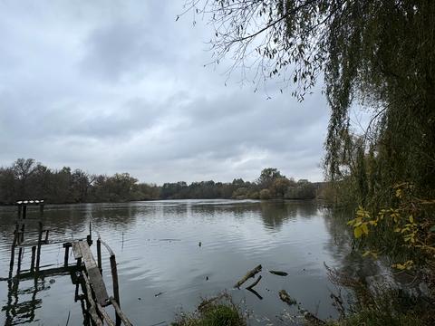 ділянка за адресою Зарічна вул.