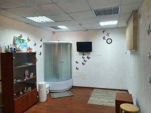 коммерческая по адресу Амосова пер., 7