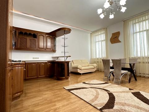 квартира за адресою Велика Перспективна вул. (Карла Маркса), 7