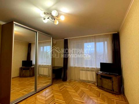 квартира за адресою Москалівська вул. (Жовтневої Революції), 5