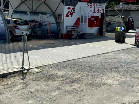 комерційна за адресою грушевського, 1