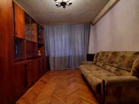 квартира за адресою Перова, 40Б