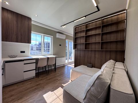 квартира за адресою Михайла Максимовича вул. (Онуфрія Трутенка), 28-Е