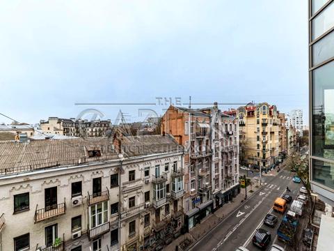 комерційна за адресою Велика Житомирська вул., 20
