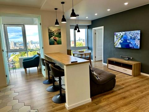 квартира за адресою Василя Вишиваного вул., 42-А