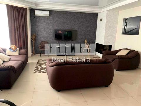 будинок за адресою Ясна