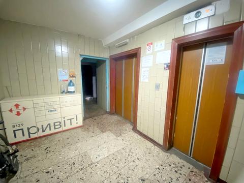 квартира по адресу Червоной Калины просп. (Владимира Маяковского), 40