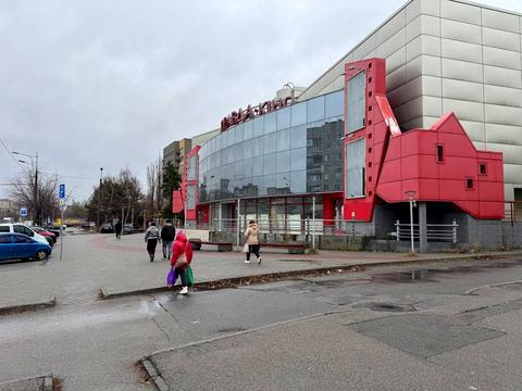 комерційна за адресою Слобожанський просп. (Газети "Правда"), 86