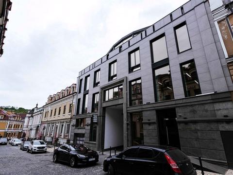 комерційна за адресою Гончарна вул., 9-А